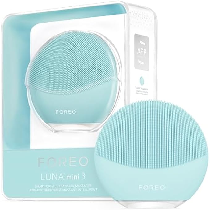 FOREO LUNA MINI 3 FACIAL CLEANSING BRUSH - TRAVEL ACCESSORIES - FACE MASSAGER ELECTRIC, ULTRA-HYGIENIC SILICONE - SIMPLE FACE WASH - ELECTRIC FACE CLEANSER - APP-CONNECTED - MINT - Image 1